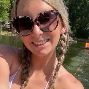 Meet your Posher, Kk